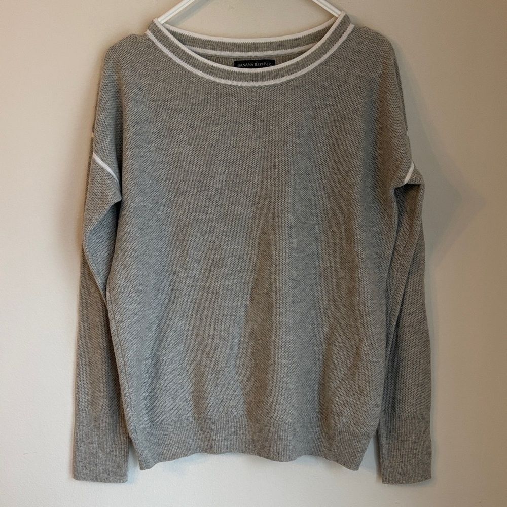 Banana Republic cashmere merino wool waffle knit Gray white Sweater Womens S EUC